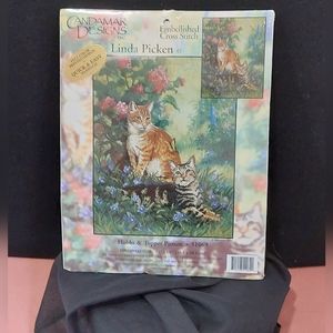 Candamar Designs Linda Picken Hobbs & Topper Cats Cross Stitch Kit 51069 New